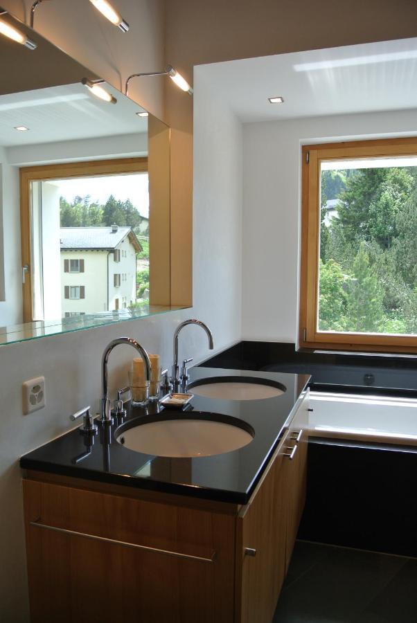 Chesa La Montanella - Ferienwohnung, Maloja Extérieur photo
