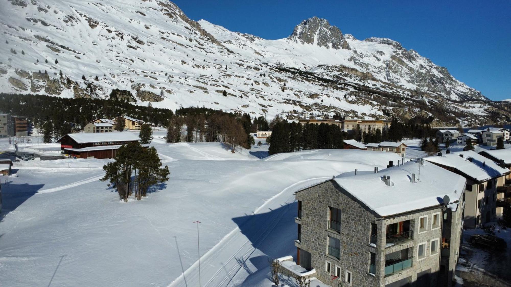 Chesa La Montanella - Ferienwohnung, Maloja Extérieur photo