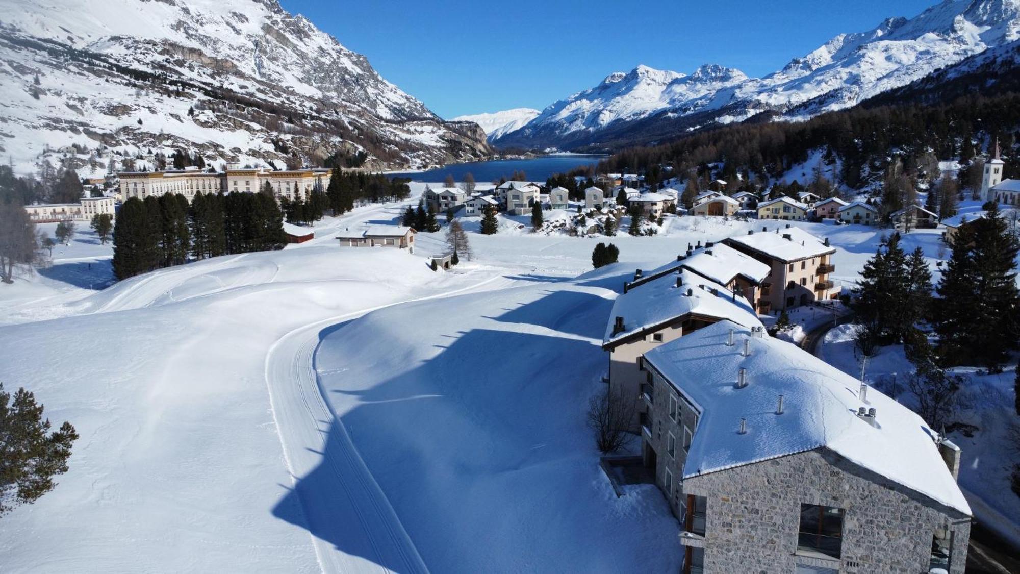 Chesa La Montanella - Ferienwohnung, Maloja Extérieur photo